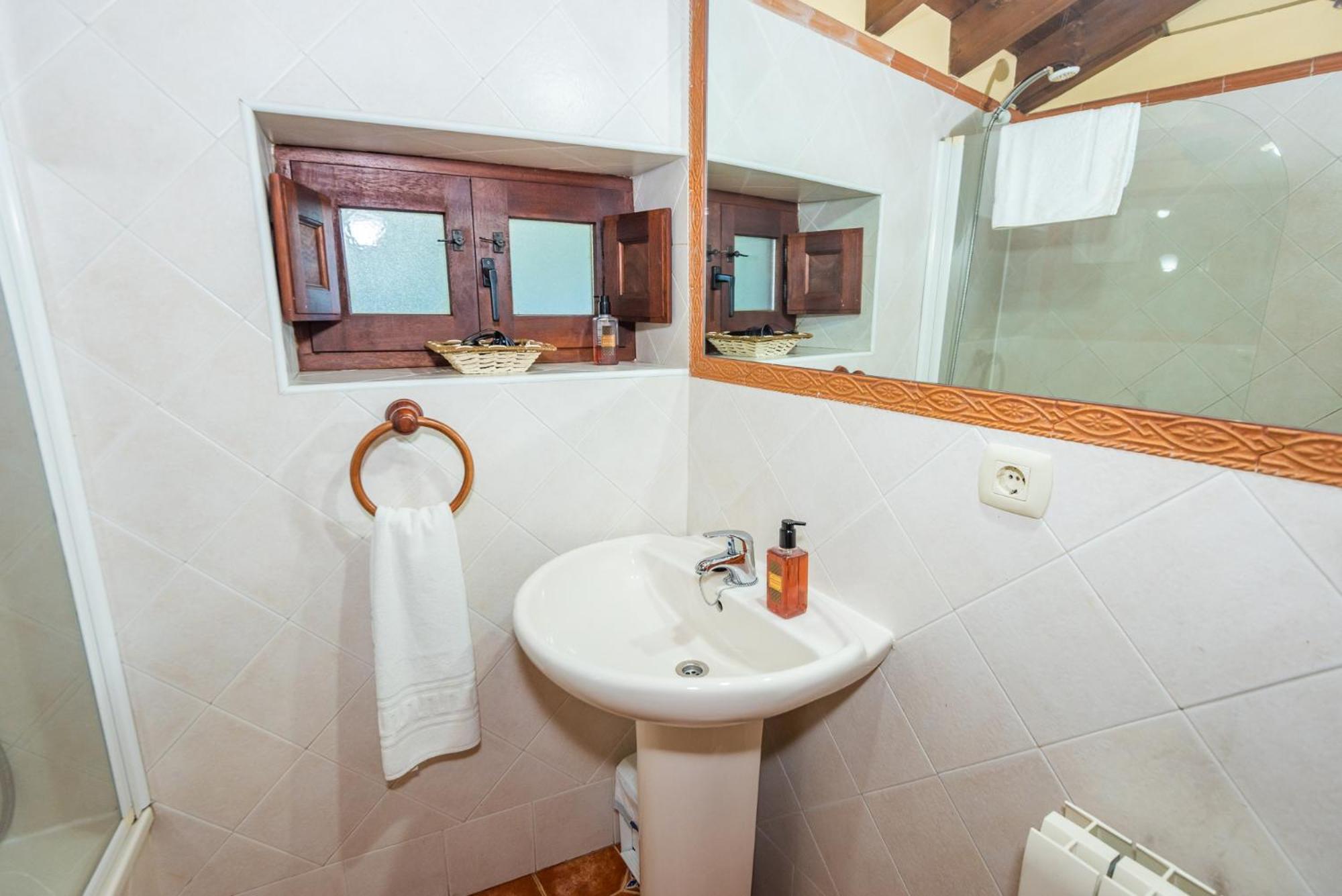 Casa De Ligueria Guest House Rozapanera ภายนอก รูปภาพ