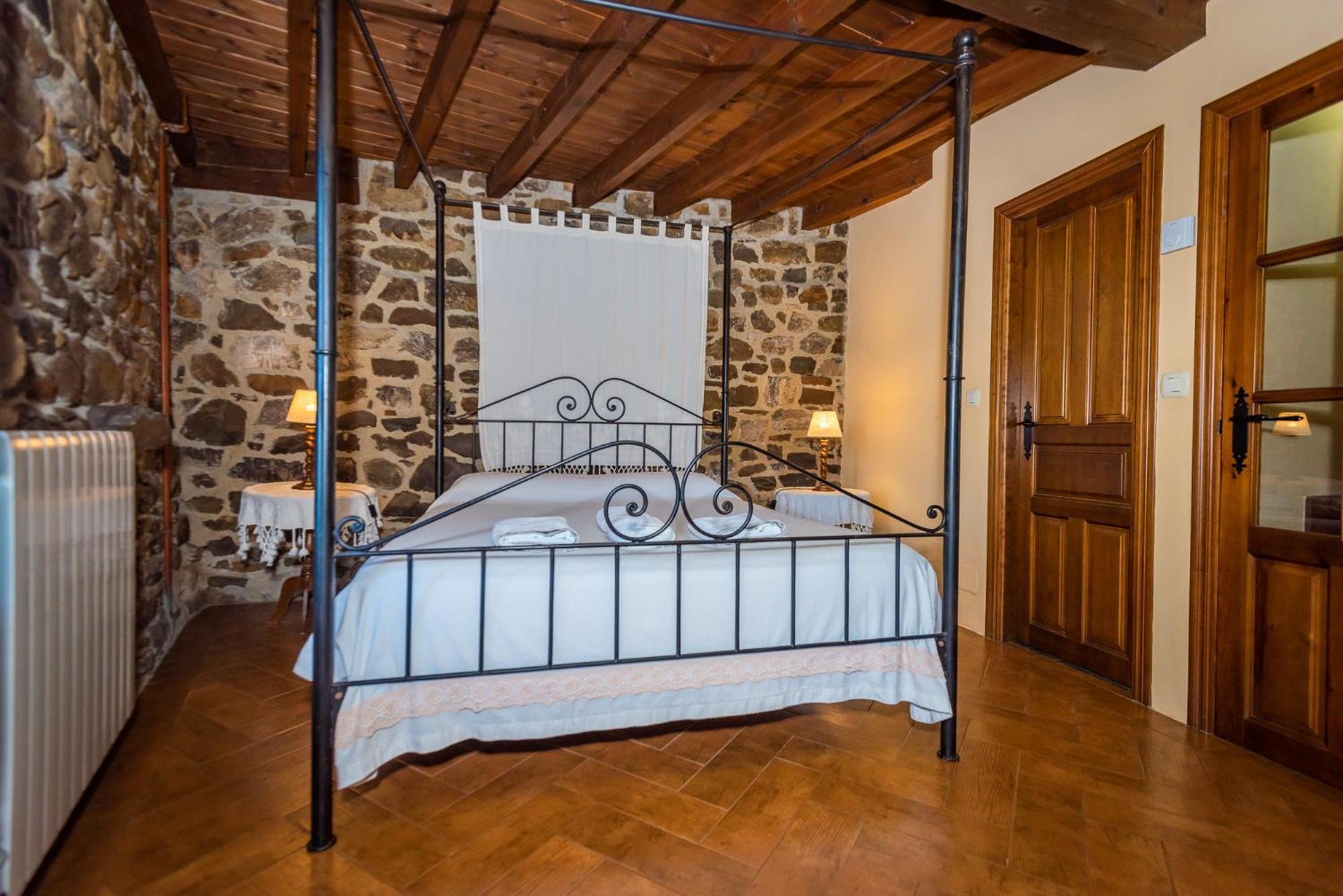 Casa De Ligueria Guest House Rozapanera ภายนอก รูปภาพ